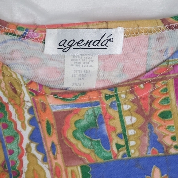 VINTAGE Boho Print Tunic Top with Short Sleeves in Size Small with Shoul… - Picture 3 of 5